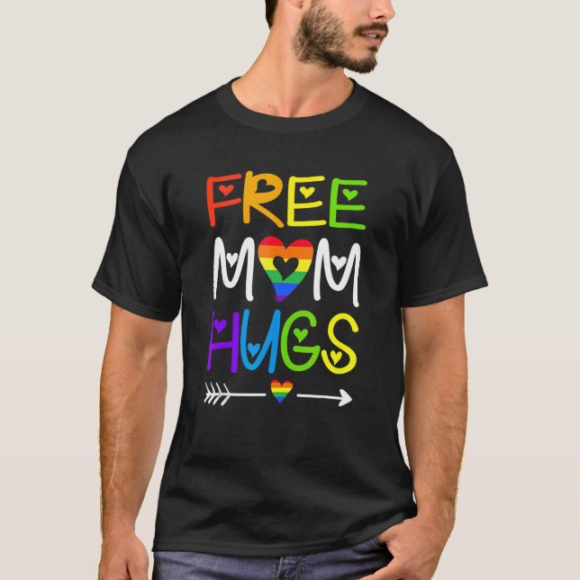 Camiseta Free Mãe Hugs Rainbow Heart Lgbt (Frente)