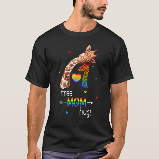 Camiseta Free Mom Hugs  Rainbow Giraffe Heart Lgbt Pride Mo (Frente)