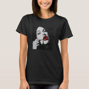 Camiseta freira rebelde com batom, freira rebelde