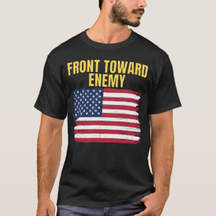 Camiseta Frente em direção ao inimigo - Design especial