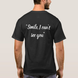 Camiseta Frente: Poppy Back: Sorria que não consigo ver voc