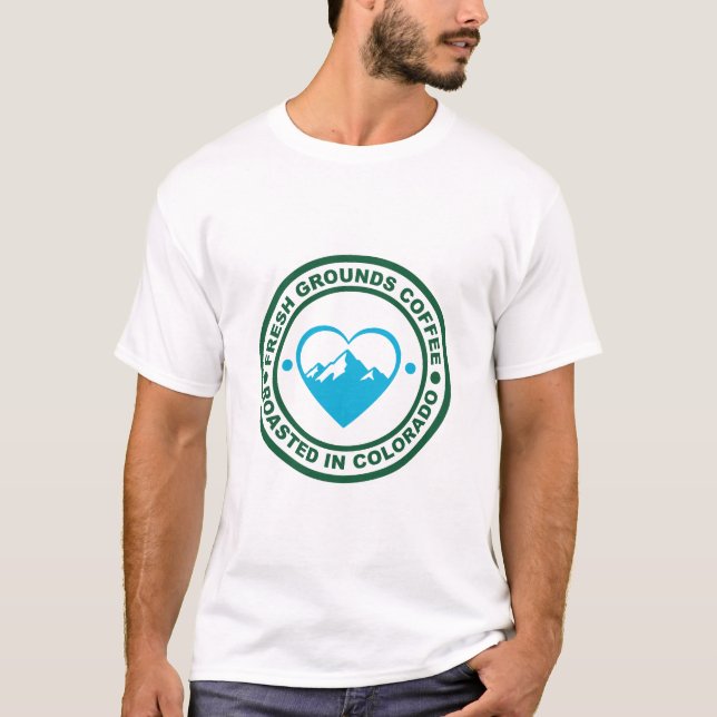 Camiseta Fresh Grounds Coffee Badge (Frente)
