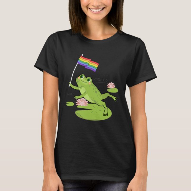 Camiseta Frog  LGBTQ Gay Pride Flag Lily Pad Illustration (Frente)