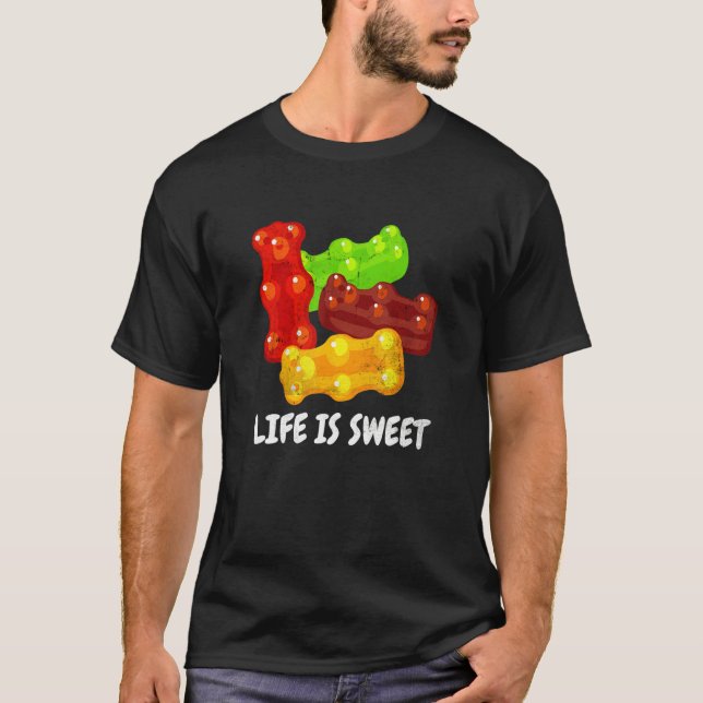 Camiseta Fruity Candy Gummy Bear Life É Doce Homens Mulhere (Frente)