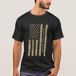 Camiseta Frutiger Estética Metro Tech Retro Camuflagem Dese