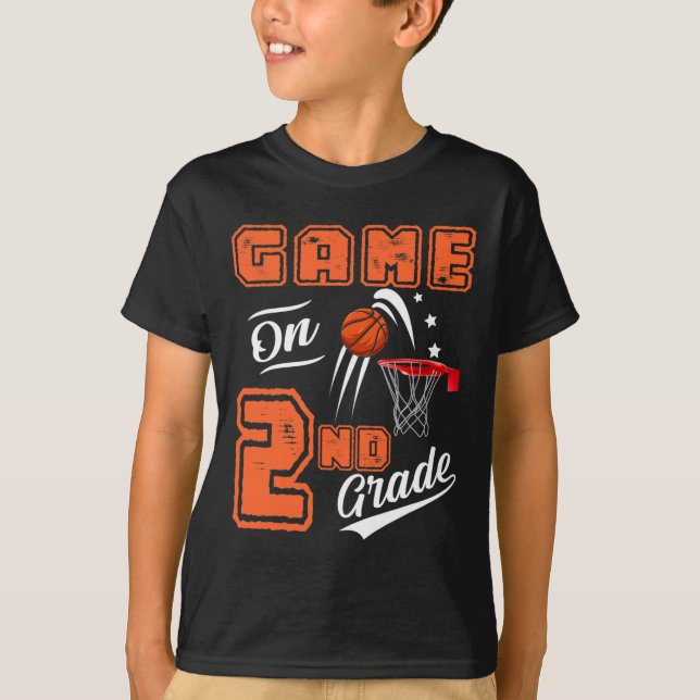 Camiseta Fun Games On Second Grade Bysketbyll First Day Of  (Frente)