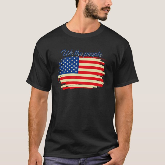 CAMISETA FUN INSPIRATIONAL TEE WE THE PEOPLE AMERICAN FLAG  (Frente)