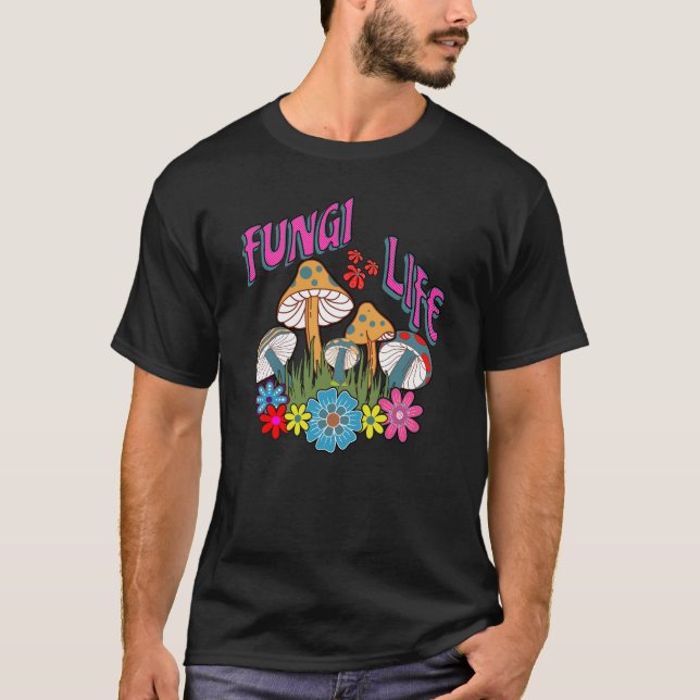 Camiseta Fungi Life Retro Psychedelic Boho Floral Cogumelos (Frente)
