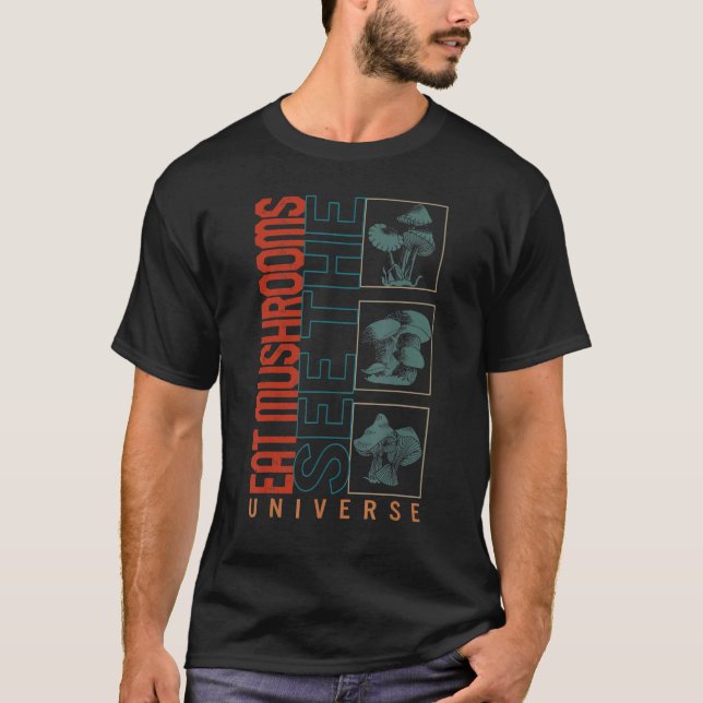 Camiseta Fungos Comem Cogumelos Veem Fungos Universos Botan (Frente)