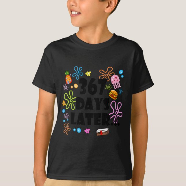 Camiseta Funny 367 Days Later 67 Six Seven Happy New Year G (Frente)