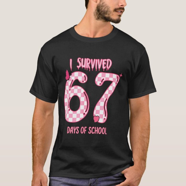 Camiseta Funny 67 Days Of School Meme For Teachers And Stud (Frente)