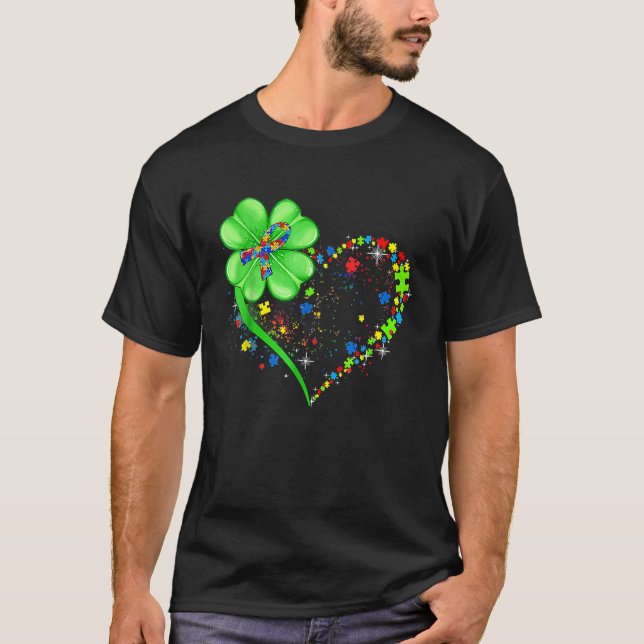 Camiseta Funny Autism Awareness St Patricks Day Clover Auti (Frente)