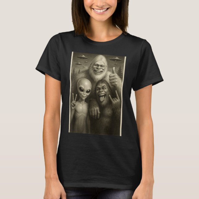 Camiseta Funny Bigfoot, Alien, &amp; Yeti Sasquatch Rock On (Frente)