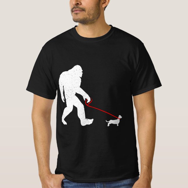 Camiseta Funny Bigfoot Sasquatch Andando Dachshund Weiner D (Frente)