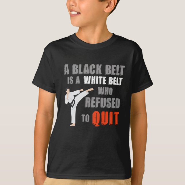 Camiseta Funny Black Belt Humor Taekwondo Jiu Jitsu Karate (Frente)