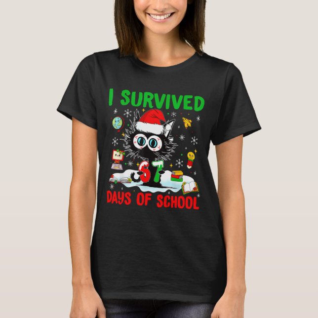 Camiseta Funny Black Cat Christmas I Survived 67 Days Of Sc (Frente)