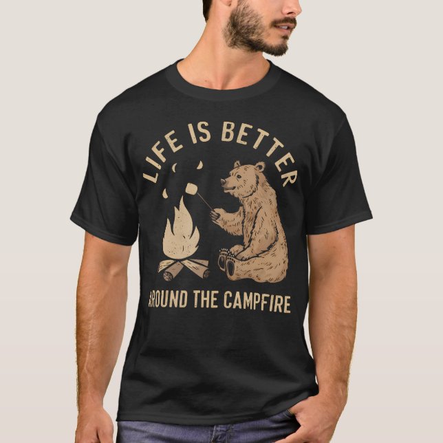 Camiseta Funny Camping Life Is Better Around The Campfire B (Frente)