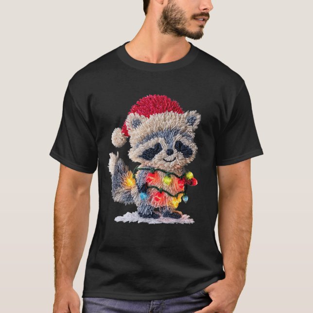 Camiseta Funny Crochet Christmas Raccoon Xmas Lights Girly  (Frente)