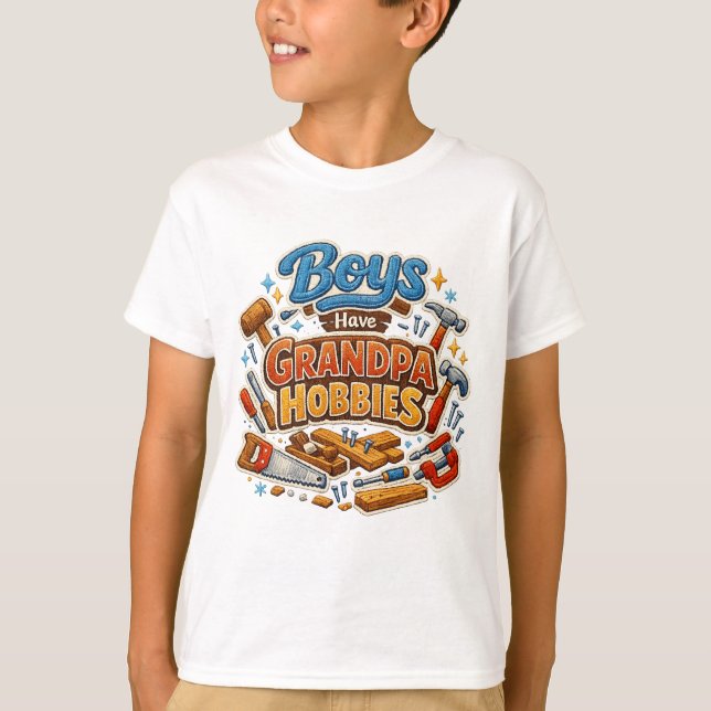 Camiseta Funny Era Boys Have Grandpa Hobbies PNG Granny  (Frente)