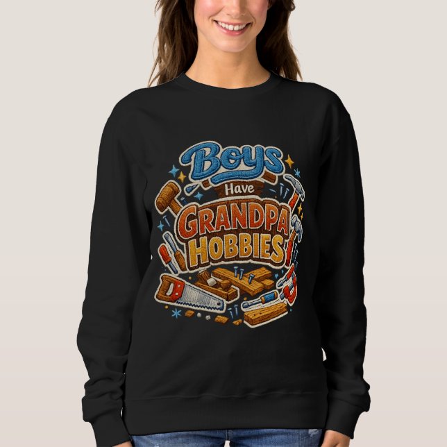 Camiseta Funny Era Boys Have Grandpa Hobbies PNG Granny (Frente)