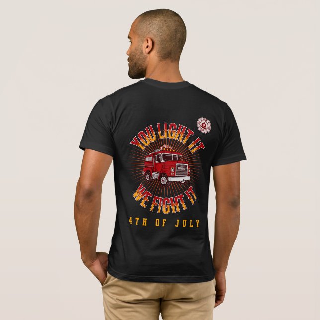Camiseta Funny Firefighter 4th of July (Criador carregado)