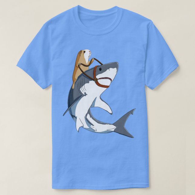Camiseta Funny Guinea Pig Riding Shark  (Frente do Design)