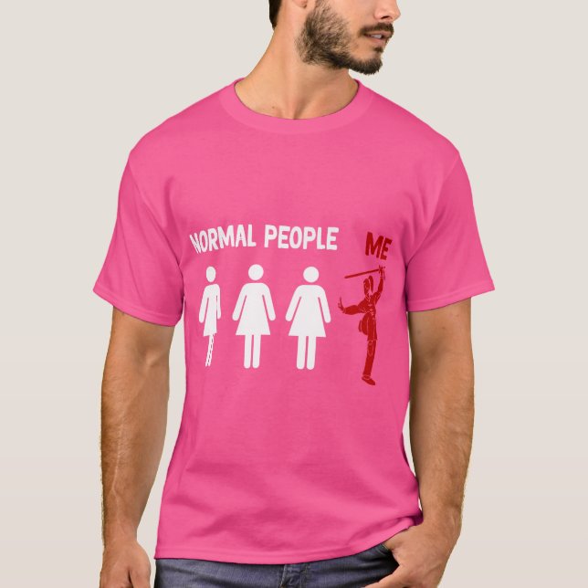 Camiseta Funny Kung Fu Normal Pepole Me Kung Fu Mulher (Frente)