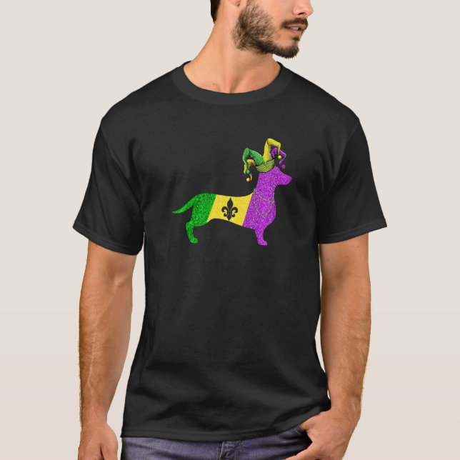 Camiseta Funny Mardi Gras Dachshund Dog Mardi Gras Hat Bead (Frente)