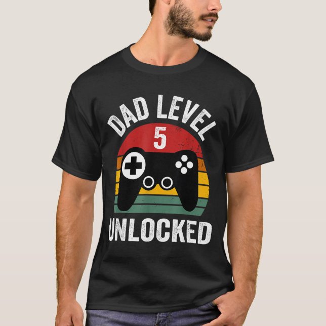 Camiseta Funny New Dad Shirt Dad Level 5 Unlocked For 5 Kid (Frente)