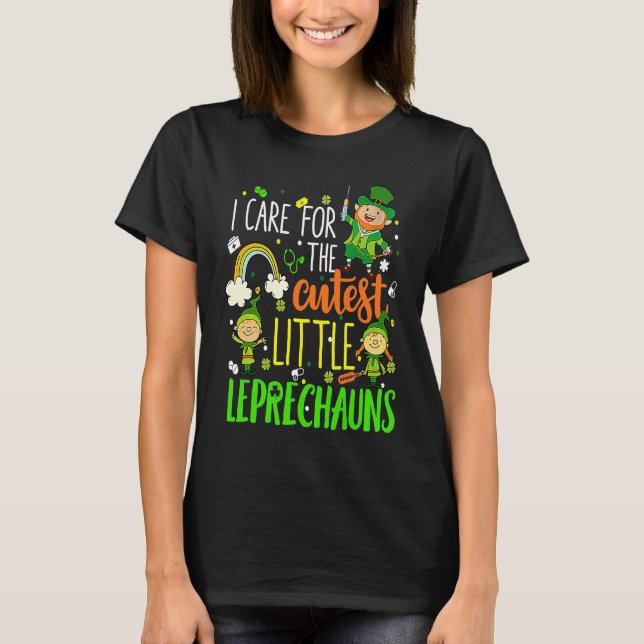 Camiseta Funny NICU Nurse Care For Little Leprechauns St Pa (Frente)