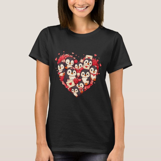 Camiseta Funny Penguin Heart Valentine Penguin Womens Mens  (Frente)
