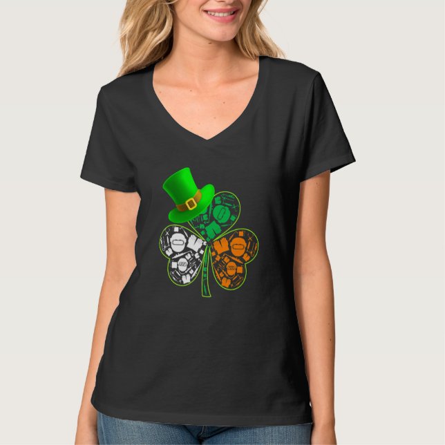 Camiseta Funny Saint Patrick S Day Welder Shamrock Hat Iris (Frente)