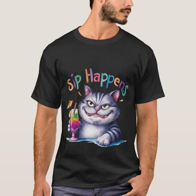 Camiseta Funny "Sip Happens"Watercolor Cat Cocktail🍹🐈 (Frente)