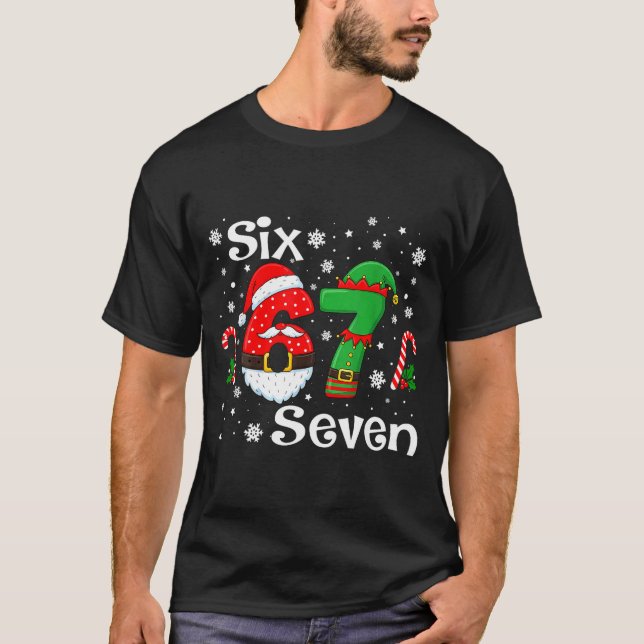 Camiseta Funny Six Seven 67 Meme 6 7 Elf Santa Christmas Pa (Frente)
