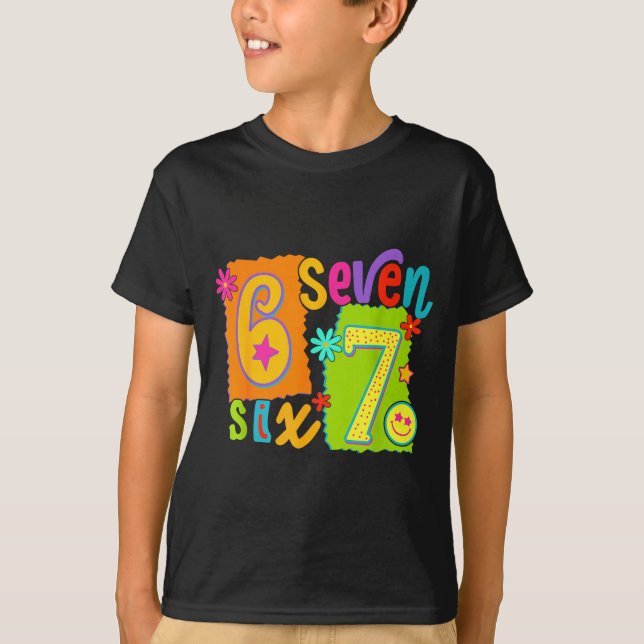 Camiseta Funny Six Seven 6 7 Meme 67 Mulheres Meni (Frente)