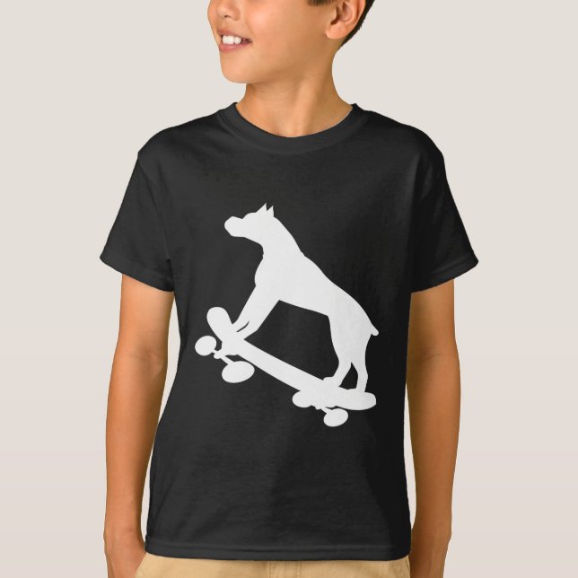 Camiseta Funny Skateboarding Boxer Dog Skateboard Skater  (Frente)