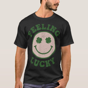 Camiseta Funny St Patrick Day Feeling Lucky Smile Face Mem