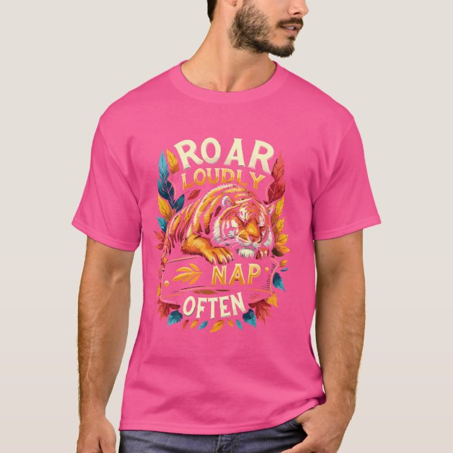 Camiseta Funny Wildlife Dormindo Tiger Zoo Keeper (Frente)