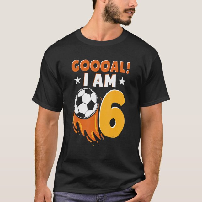 Camiseta Futebol de Aniversário 6 pensou Festa de aniversár (Frente)