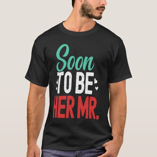 Camiseta Future Husband Soon To Be Mr Engaged Fiance Engage (Frente)