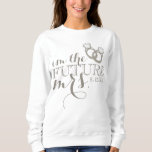 Camiseta Futuro SRA. Anel de Noivado Bride-a-Ser Diamante<br><div class="desc">Design apresenta uma ilustração original de um anel de noivado de diamante cintilante, com a FUTURE MRS em uma cinza divertida. Ideal para chá de panela, festa de solteira, festa de noivado ou como presente de casamento para a noiva! Este design de tema noivo também está disponível em outros produtos....</div>