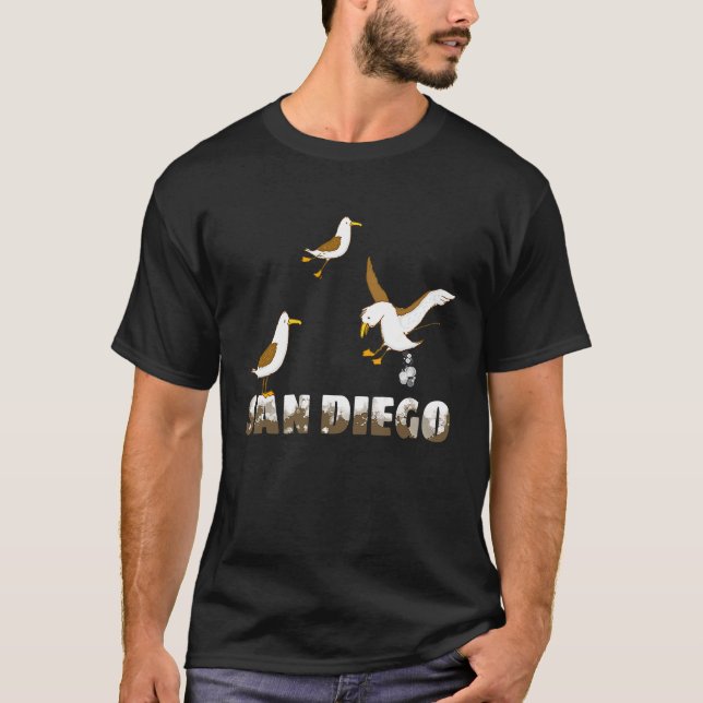 Camiseta Gaivotas poopando em San Diego (Frente)