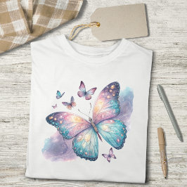Camiseta Galaxy Butterfly with Pastel Celestial Wings