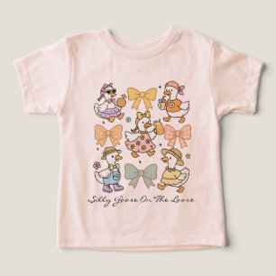 Camiseta Galinha Boba Solta Coquette com Texto Personalizad