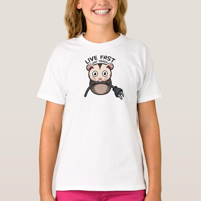 Camiseta Gambá Fofo Viva Rápido Coma Lixo (Frente)