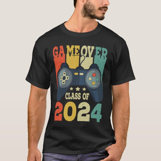 Camiseta Game Over Class Of 2024 Senior Gaming Gamer Retro  (Frente)