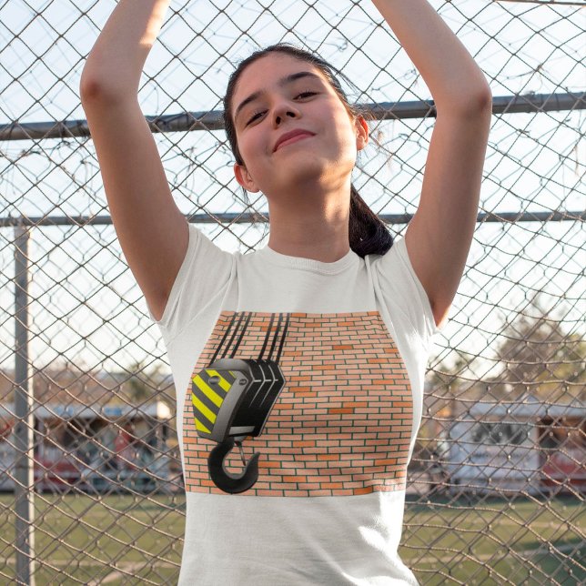 Camiseta Gancho de Guindaste Industrial com Parede de Tijol (Criador carregado)