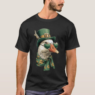Camiseta Ganso Irlandês com Óculos de Sol Corações Trevos D