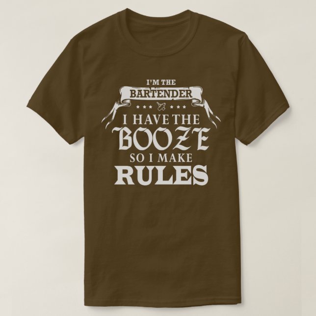 Camiseta Garçom Eu Tenho O Booze Eu Faço Regras (Frente do Design)