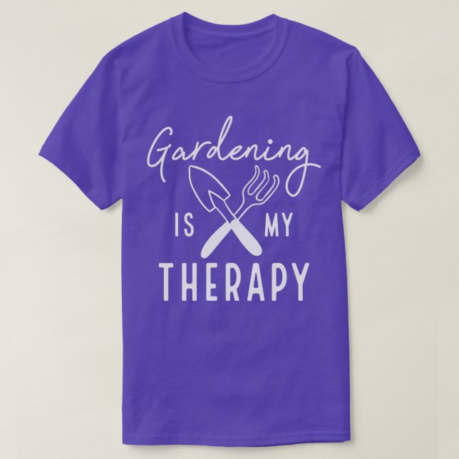 Camiseta Gardening Is My Therapy        (4)  (Frente do Design)